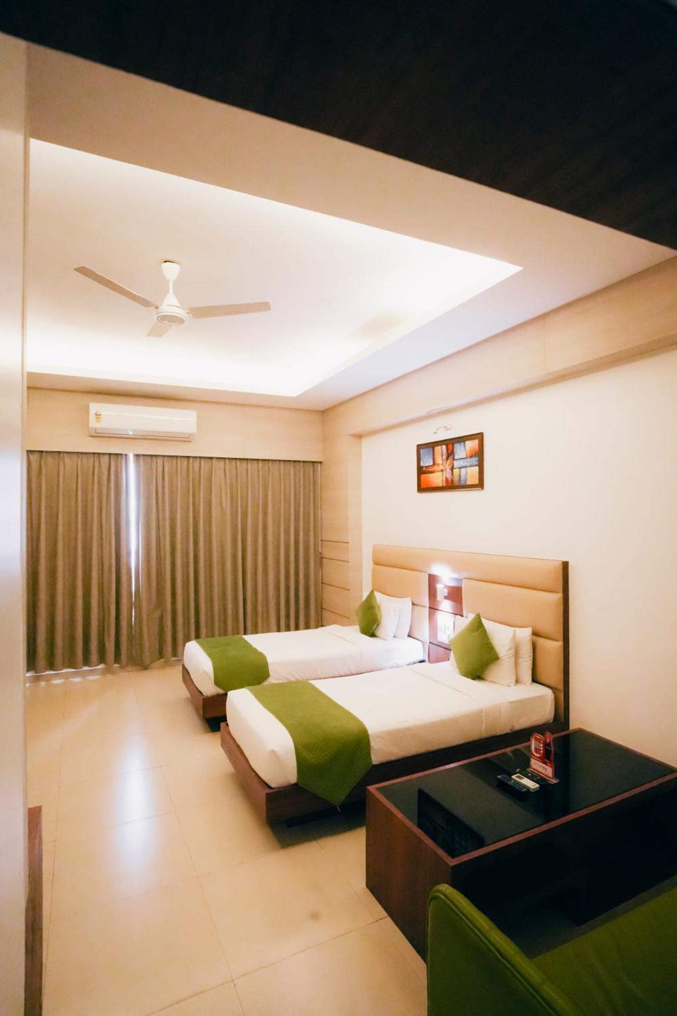 Imperial Heights Hotel Deoghar Kültér fotó